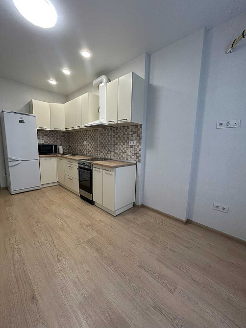 В продажі крута квартира для себе або під здачу! Середній поверх! Ірпінь - зображення 2