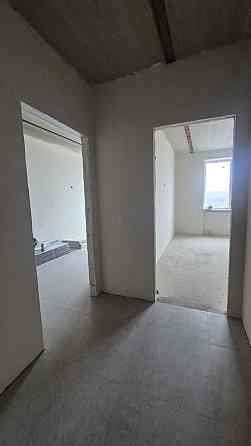 Продам 1 к квартиру з частковим ремонтом Буча