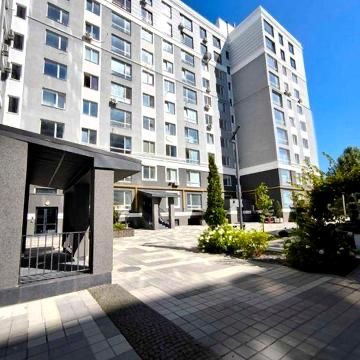 Однокімнатна мінімальне оформлення поруч школа Буча - зображення 1