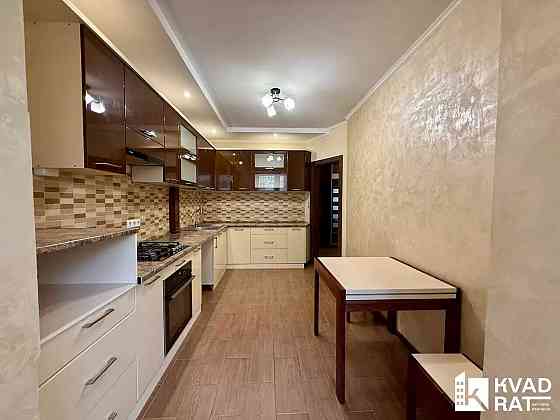 Двокімнатна квартира з ремонтом біля Велесу та Метро Ивано-Франковск