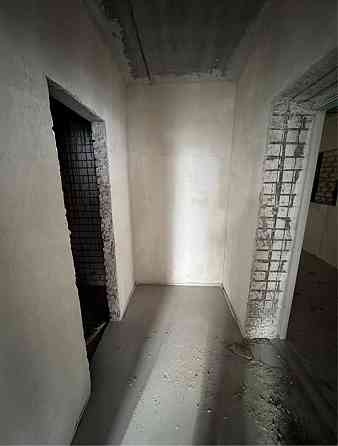 Студія низький поверх, швидкий виїзд на Київ Ірпінь