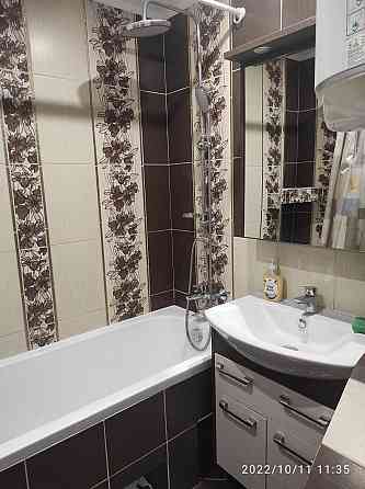 Здається 2-х.кім. Чешка Комарова,-Небесної Сотніі Чернівці