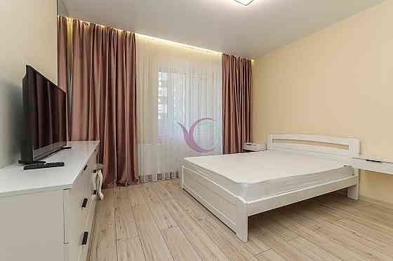 2-к. квартира в ЖК “Сонячний” з ремонтом та меблями за вул. Довженка Ивано-Франковск