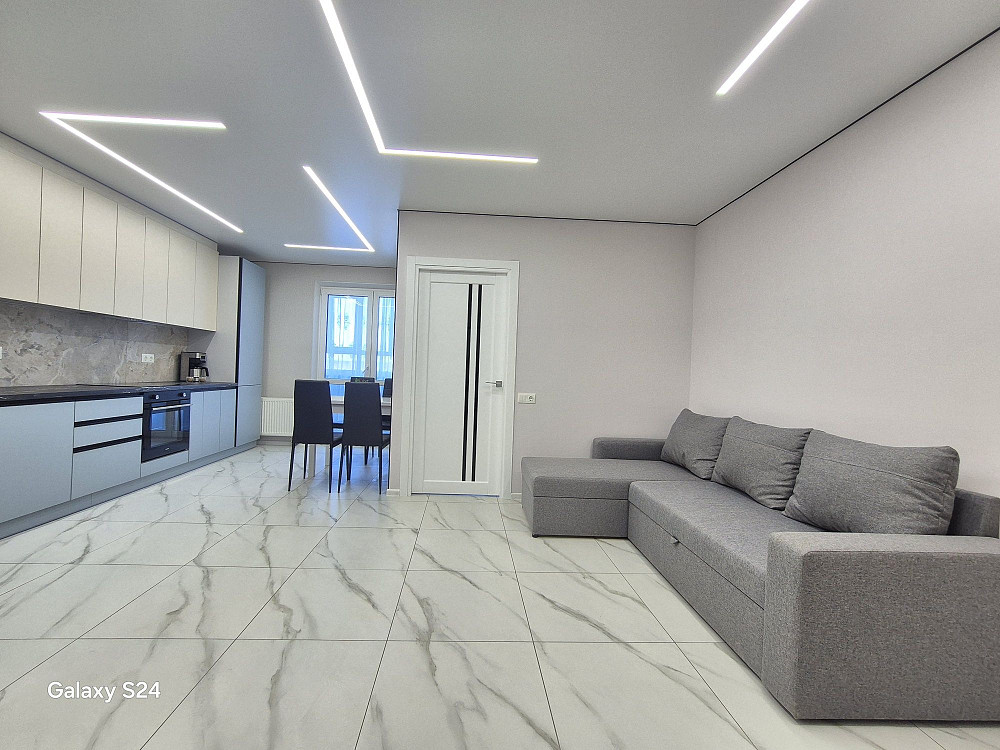 Продам 1 к квартиру з дуже якісним ремотном Бровары - изображение 1