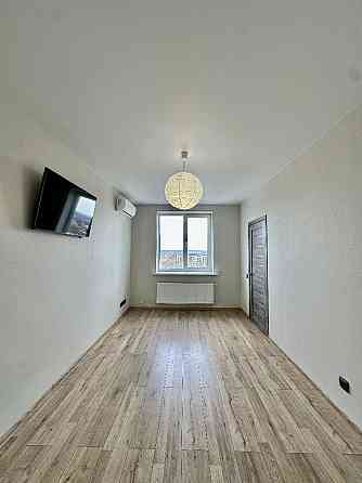 Повноцінна двокімнатна квартира з сучасним ремонтом та меблями. Без % Буча