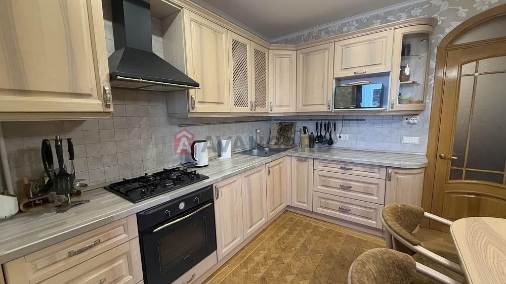 Продам 3-ком. видовую кв-ру в высотном доме и с гаражём Дніпро - зображення 5