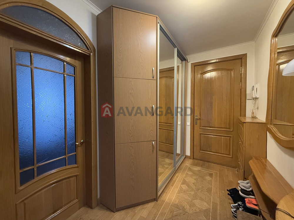 Продам 3-ком. видовую кв-ру в высотном доме и с гаражём Дніпро - зображення 7