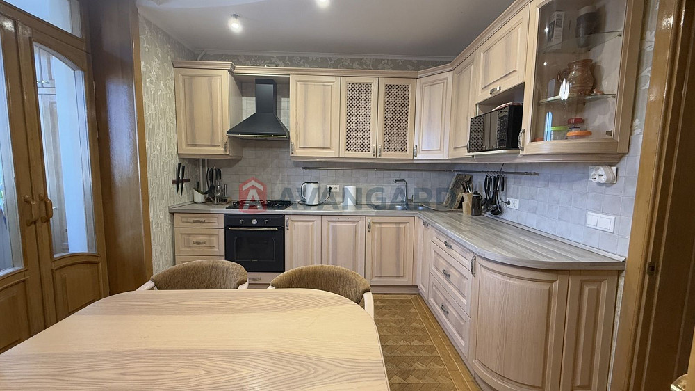 Продам 3-ком. видовую кв-ру в высотном доме и с гаражём Дніпро - зображення 4