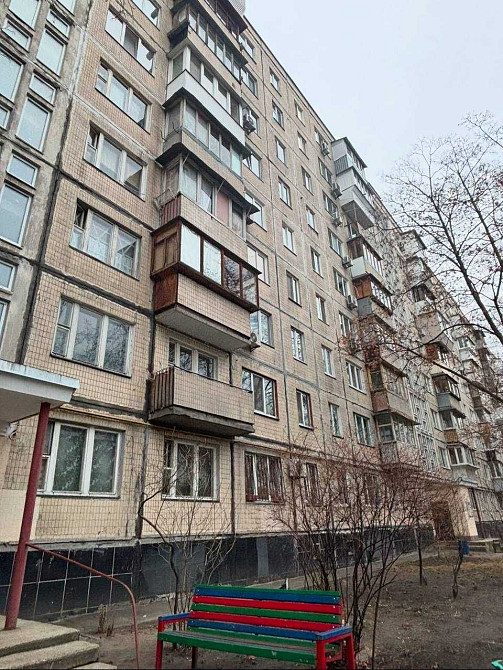 3-х кімнатна квартира біля м.Дарниця Київ - зображення 1