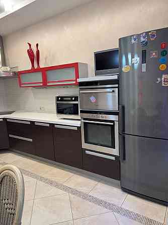 Квартира, Івасюка, 6 Киев