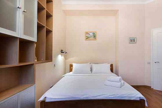 Центр, 4х кімнатна квартира люкс рівня Велика Васильківска 14 Киев