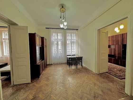 Оренда 3 кімнатна квартира вул. Героїв УПА 13, Політехніка з тваринами Львів