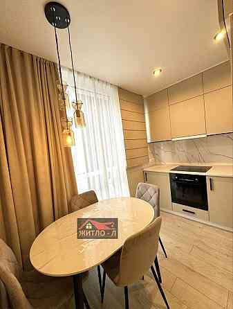 Вільна кв в новобудові,до центру 15 хв ходьби, ліжко,диван,кондиціонер Львів