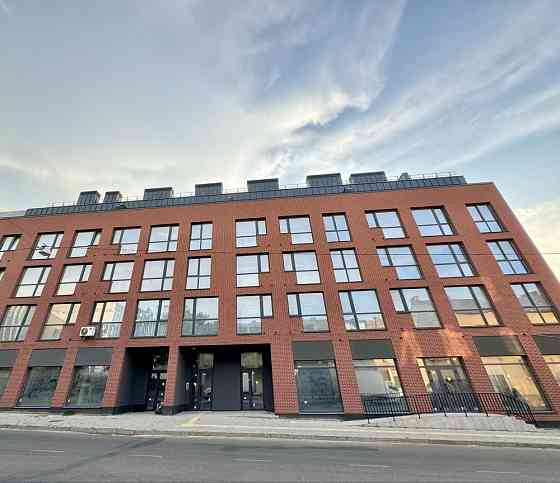 Вільна кв в новобудові,до центру 15 хв ходьби, ліжко,диван,кондиціонер Львів