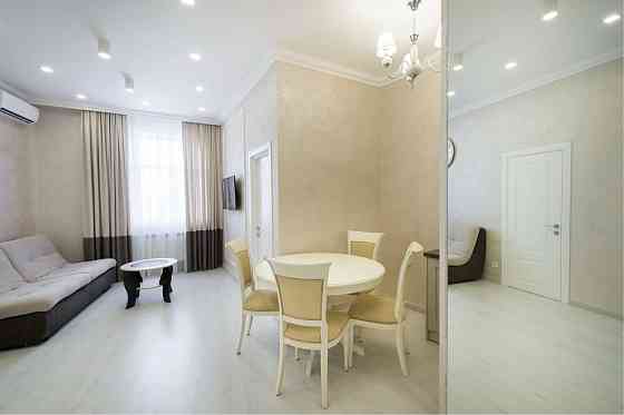 Власник здає 3-к квартиру на Майдані Киев