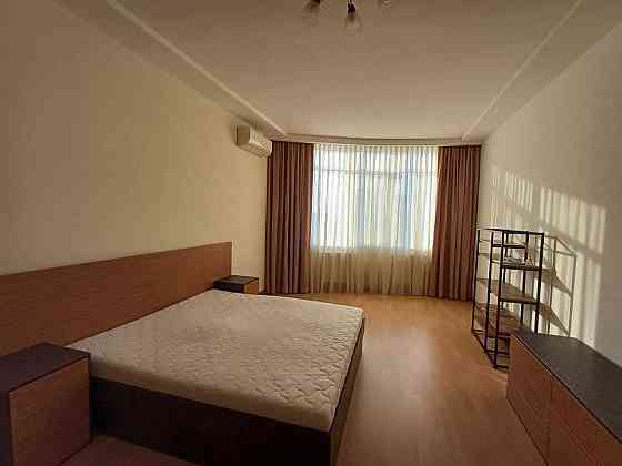 Здам 2-х  квартиру в ЖК Смарагдовий з генератором вул. Шаповала 2а Киев