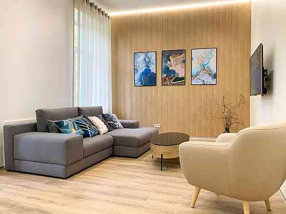 Довготривала оренда 2к квартири на вул. Михайлівська 21 Київ