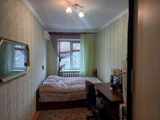 Продам двокімнатну квартиру на Толстого Чернигов