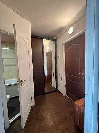 Лісовий масив, пр Кубанської України 30 Київ