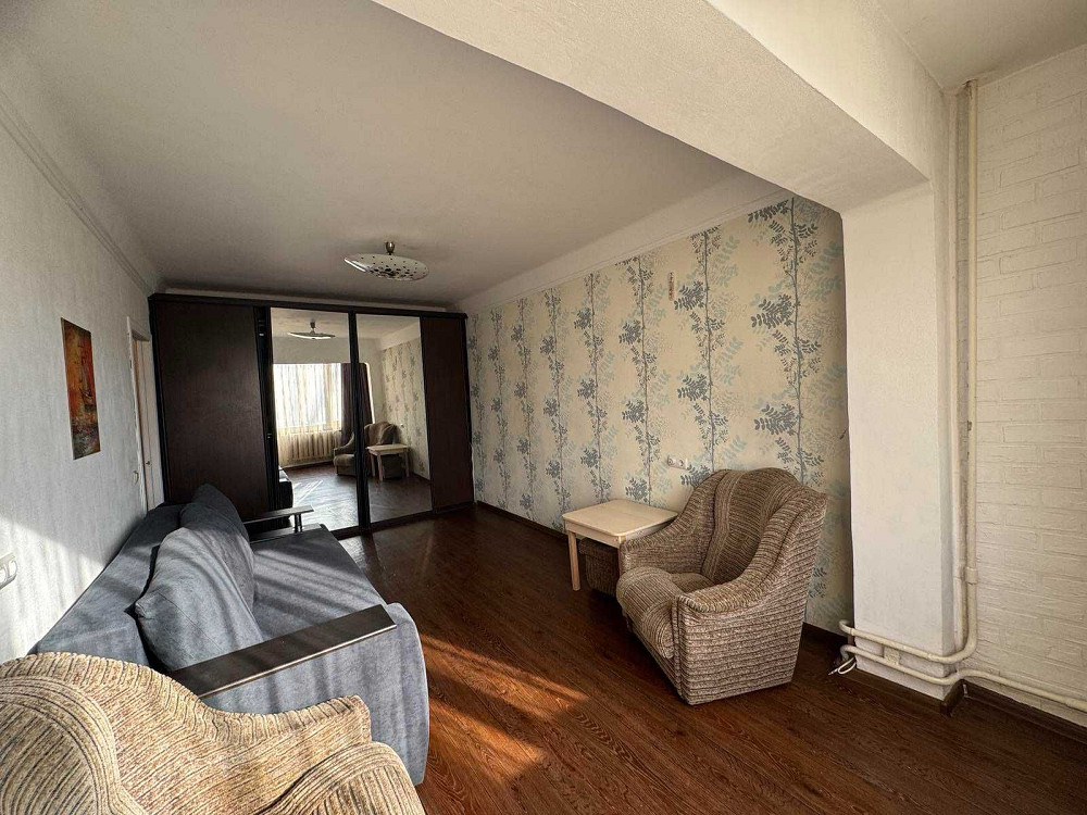 Лісовий масив, пр Кубанської України 30 Київ - зображення 3