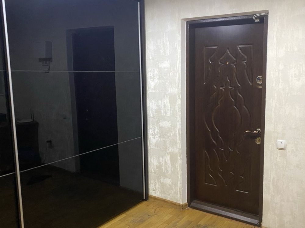 Продам 3-х кімнатну затишну квартиру Славута - изображение 1