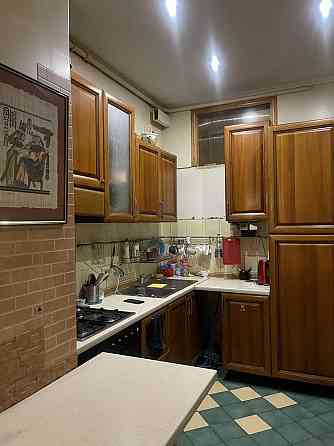 2-кімнатна квартира поруч з парком та метро Васильківська Київ