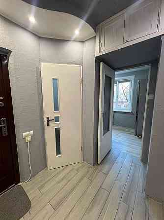 Продам 1 ком. 2эт. 1мик. Варус Кам`янське (Запорізька обл.)