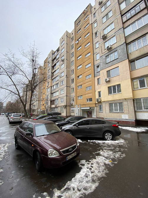 Продам 2 кім. кварт., м. Лівобережна, вул. Митрополита Шептицького 1/2 Киев - изображение 1