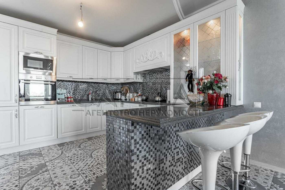 Продажа квартиры, Днепровский р-н, Русановка Киев - изображение 1