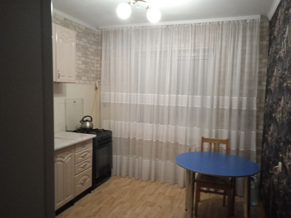 Артёма, двухкомнатная, семейной паре. Слов`янськ - зображення 3