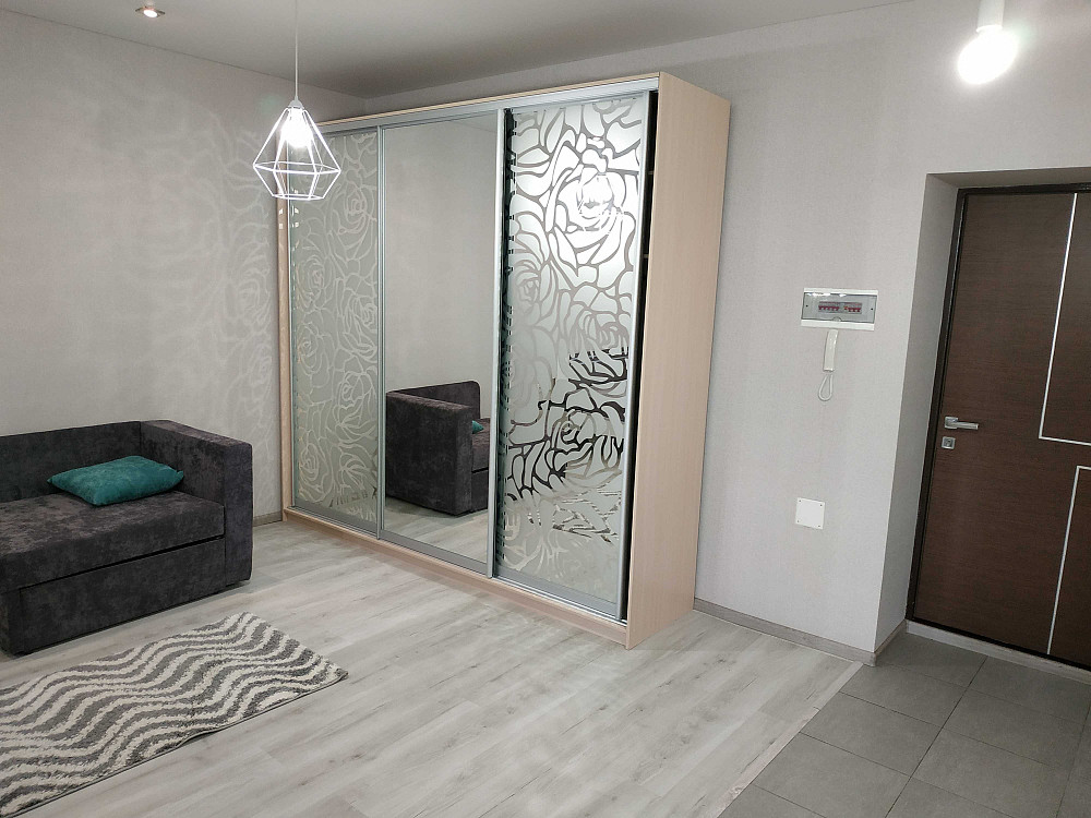 Оренда 1о кімн квартира В. Стельмаха Ровно - изображение 2