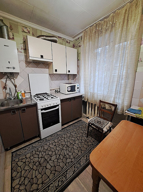 Здам 2к Зарічанська. Коледж Хмельницкий - изображение 1