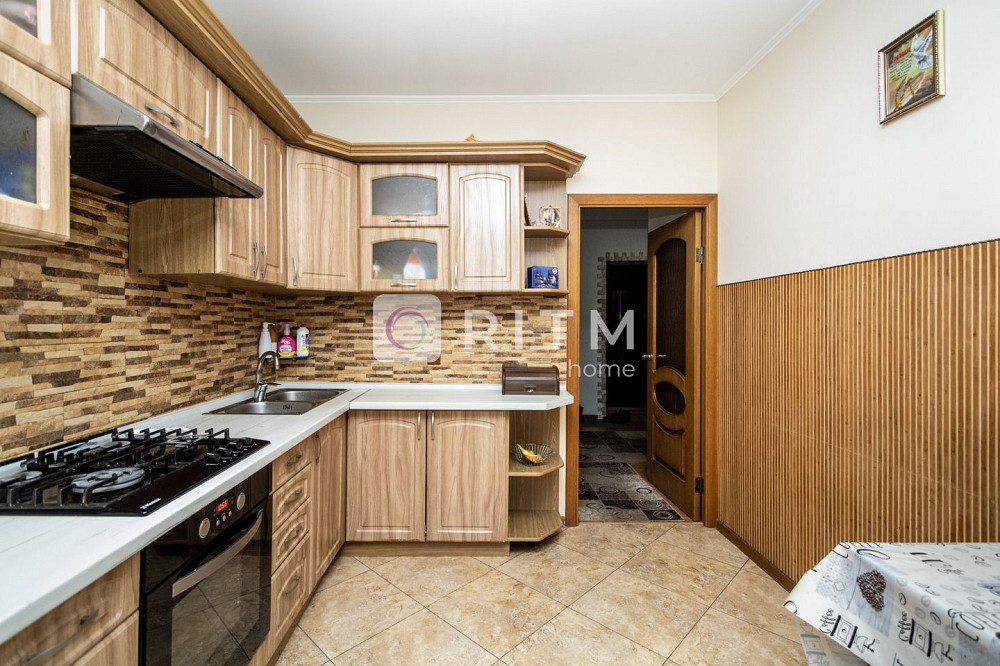 Продаж 3-кімнатної квартири у спальному районі Ивано-Франковск - изображение 3