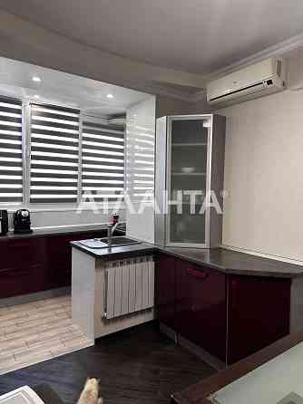 3 комнатная квартира в кирпичном доме на Сахарова Одесса