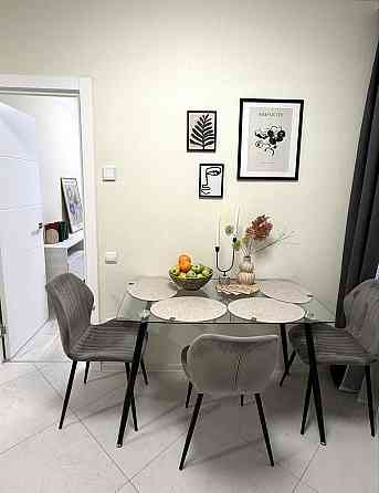 Продам 2-кімнатну (РОЗДІЛЬНІ КІМНАТИ)квартиру в ЖК Нова Англія ВЛАСНИК Киев