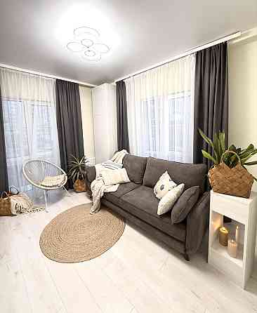 Продам 2-кімнатну (РОЗДІЛЬНІ КІМНАТИ)квартиру в ЖК Нова Англія ВЛАСНИК Киев