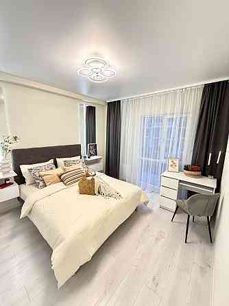 Продам 2-кімнатну (РОЗДІЛЬНІ КІМНАТИ)квартиру в ЖК Нова Англія ВЛАСНИК Киев