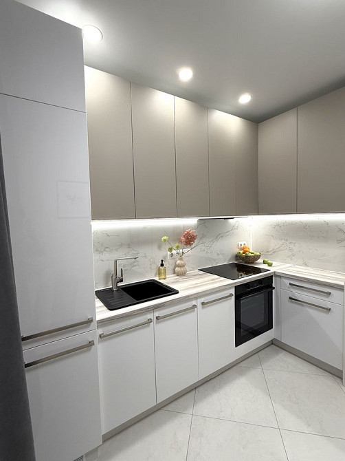 Продам 2-кімнатну (РОЗДІЛЬНІ КІМНАТИ)квартиру в ЖК Нова Англія ВЛАСНИК Киев - изображение 5