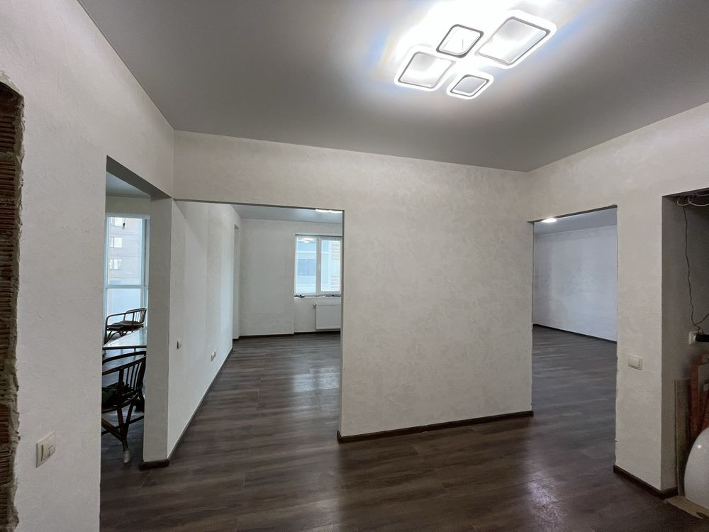 Продається 2-кімнатна квартира 67,4м² р-н, Пасічна, вул.Целевича 10 Івано-Франківськ - зображення 4