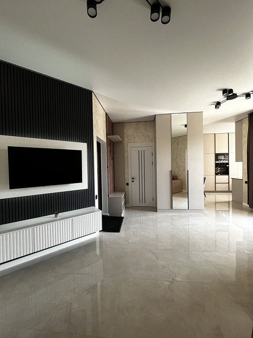 Перша здача 2 кімнати власник (без комісії) генератор 20хв.до центру Підгірці - зображення 1