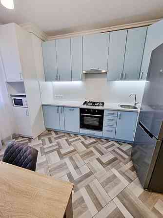 ЖК Арена! Мікльоша Карла вулиця! Львів