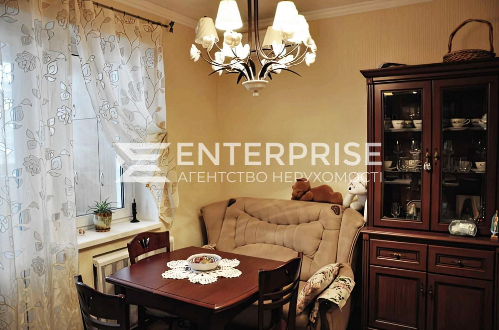 Продаж 1-к квартири з ремонтом та меблями, Виноградар, Порика 9в Київ - зображення 1