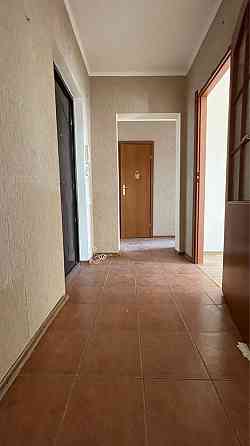 Продам 2 кімнатна л.б  Варус + борг Кам`янське (Запорізька обл.)