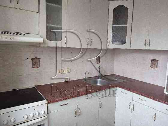 Продаж 3 кімн кв.на Воскресенці/бул.Перова/Воскресенський пр-т/ТЦ Квад Київ