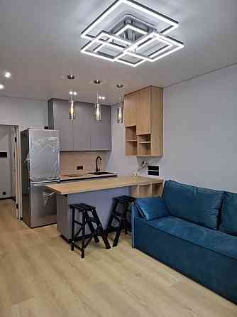 Сдам современную квартиру ул. Кадетский Гай 10 ЖК"Медовый" Київ