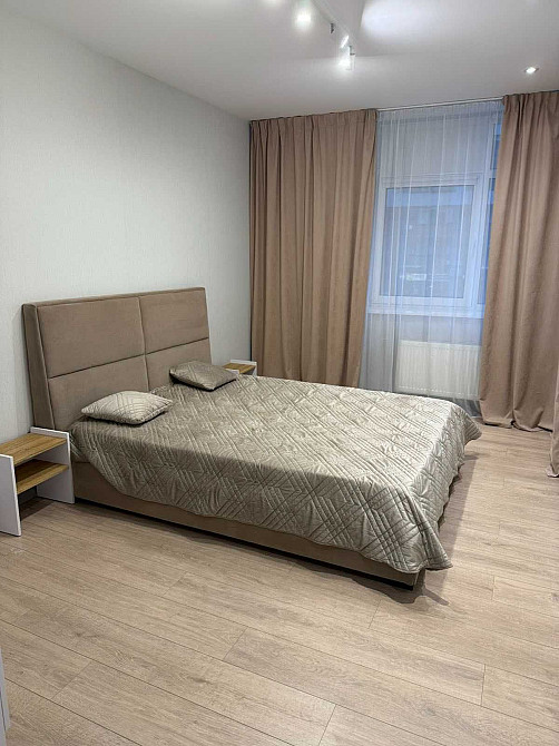 ЖК Варшавський Мікрорайон, пр.Європейського Союзу, 45б, Оренда Київ - зображення 1