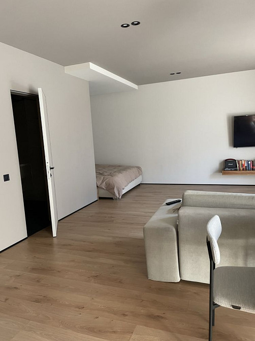 Оренда в новобудові 1 кімнатна з авторським ремонтом Луцк - изображение 7