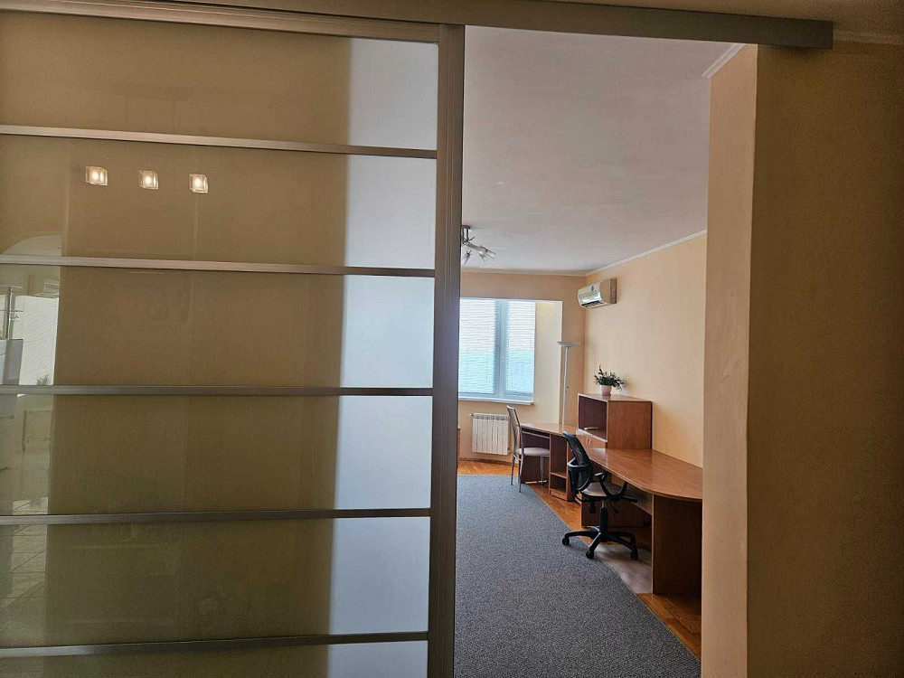 Оренда видової 2-кімнатної роздільної квартири Сверстюка 52В Київ - зображення 4