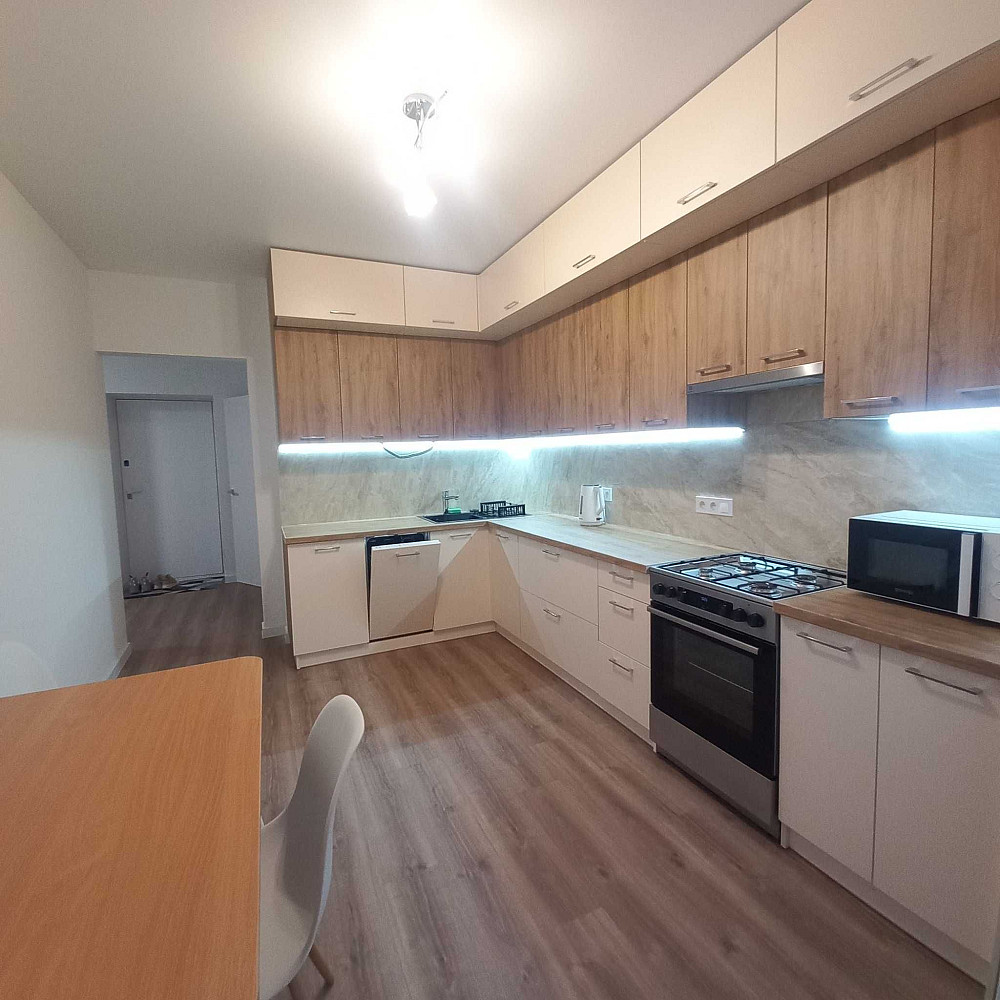 Перша здача, нова 1 кім. кв. вул. Стрийська (навпроти автовокзалі) Зубра - изображение 1