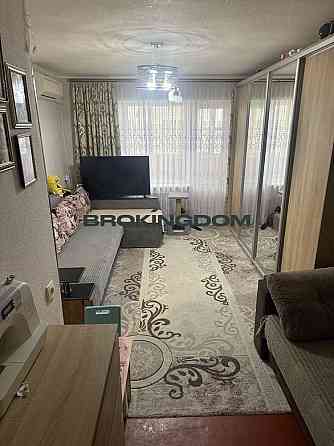 Продаж 1к квартири вул. Харківське шосе Київ